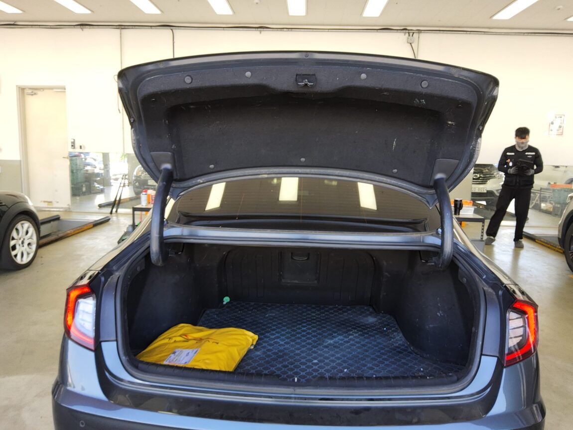 HYUNDAI SONATA (DN8) 1.6 TURBO PREMIUM 2020 - zdjęcie 15