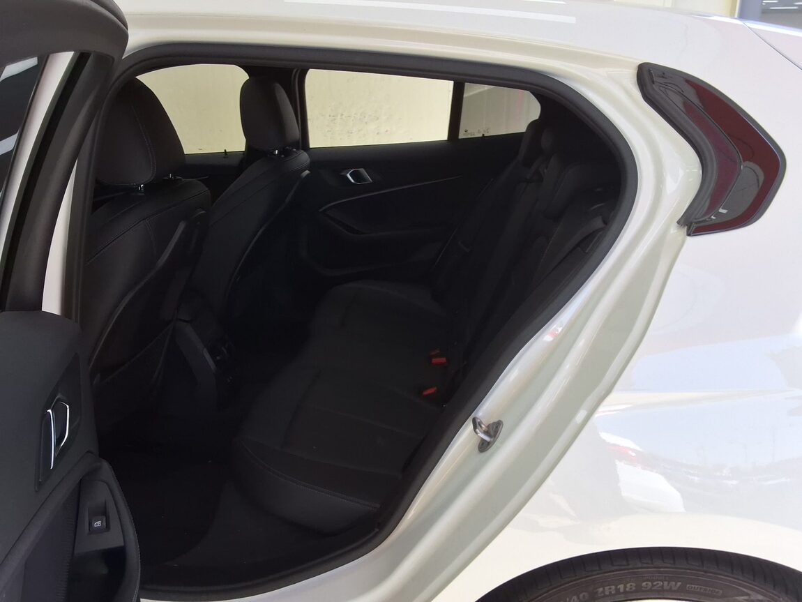 BMW 1 SERIES (3RD GEN) 120i M SPORT 2022 - zdjęcie 13