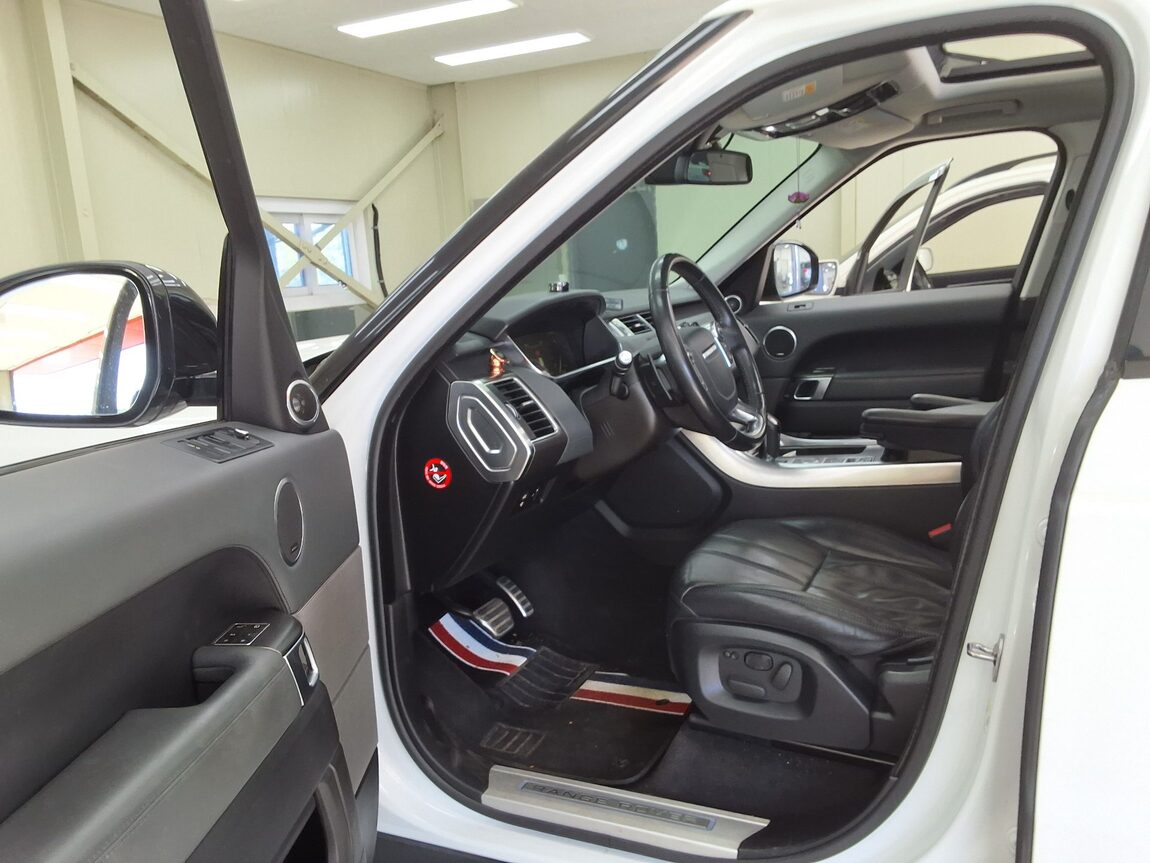 LAND ROVER RANGE ROVER SPORT (2ND GEN) 3.0 SC HSE DYNAMIC 2014 - zdjęcie 11