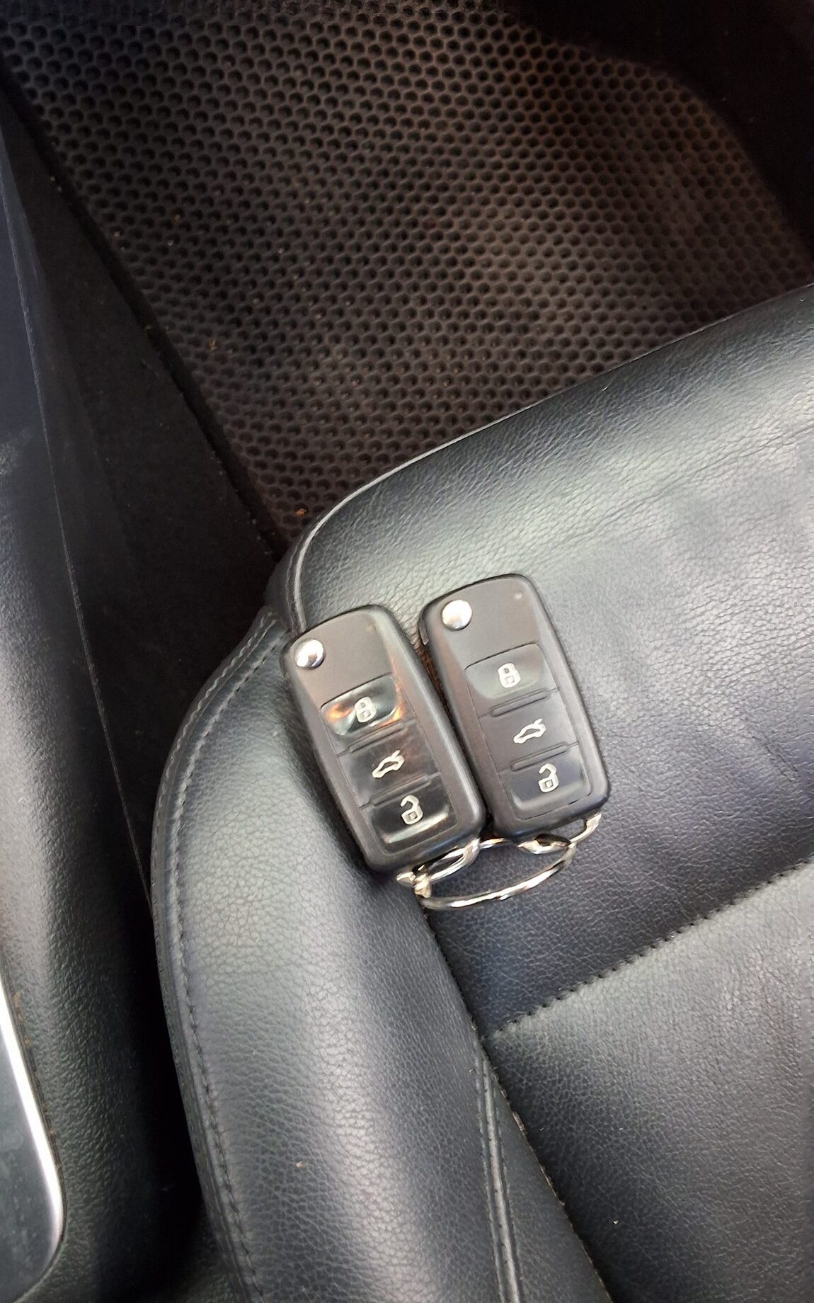 VOLKSWAGEN TIGUAN 2.0 TDI BLUEMOTION 2016 - zdjęcie 20