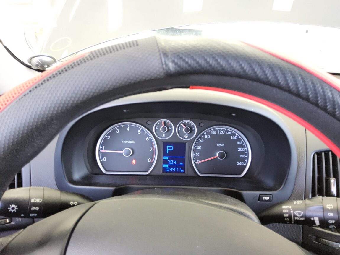 HYUNDAI i30 1.6 VVT TRENDY 2009 - zdjęcie 9