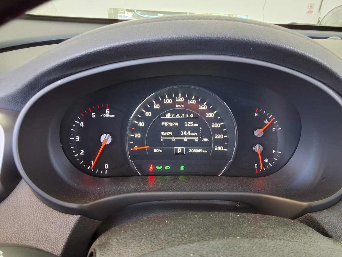KIA ALL NEW SORENTO R2.0 2WD NOBLESSE SPECIAL 2015 - zdjęcie 9