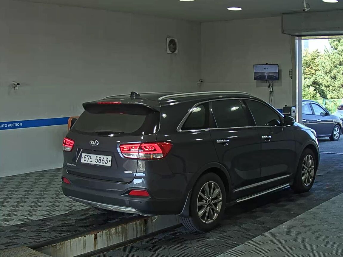 KIA ALL NEW SORENTO R2.0 2WD NOBLESSE SPECIAL 2015 - zdjęcie 5