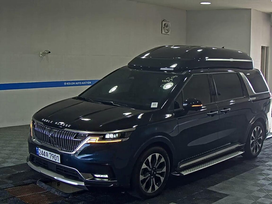 KIA NEW CARNIVAL (KA4) HI-LIMOUSINE SPECIAL BODY NOBLE KLASSE L4 2023 - zdjęcie 2