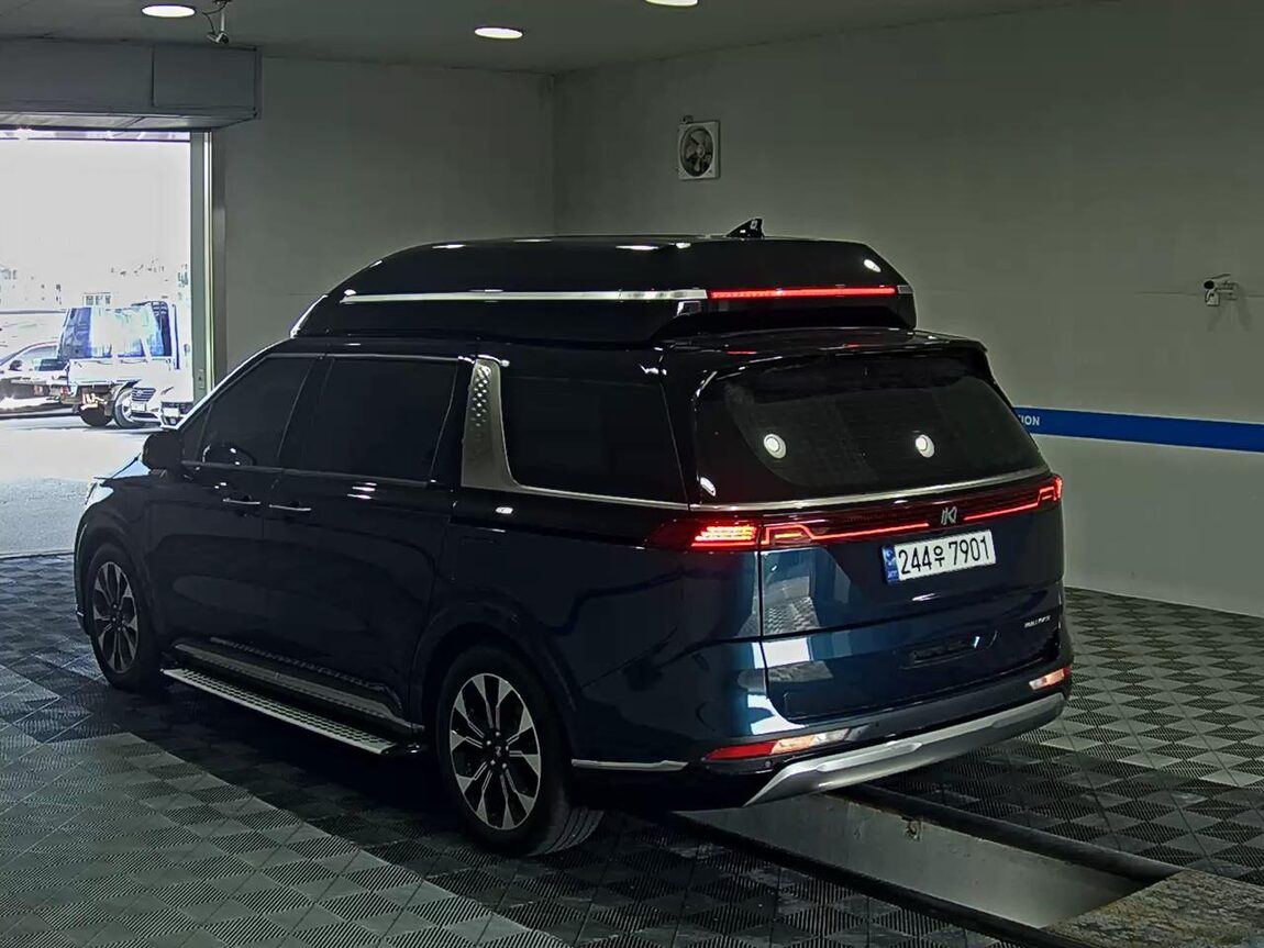 KIA NEW CARNIVAL (KA4) HI-LIMOUSINE SPECIAL BODY NOBLE KLASSE L4 2023 - zdjęcie 6