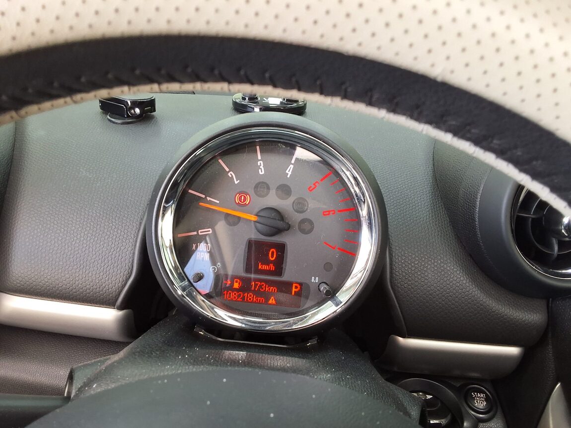 MINI COUNTRYMAN 2.0 D ALL4 2015 - zdjęcie 10