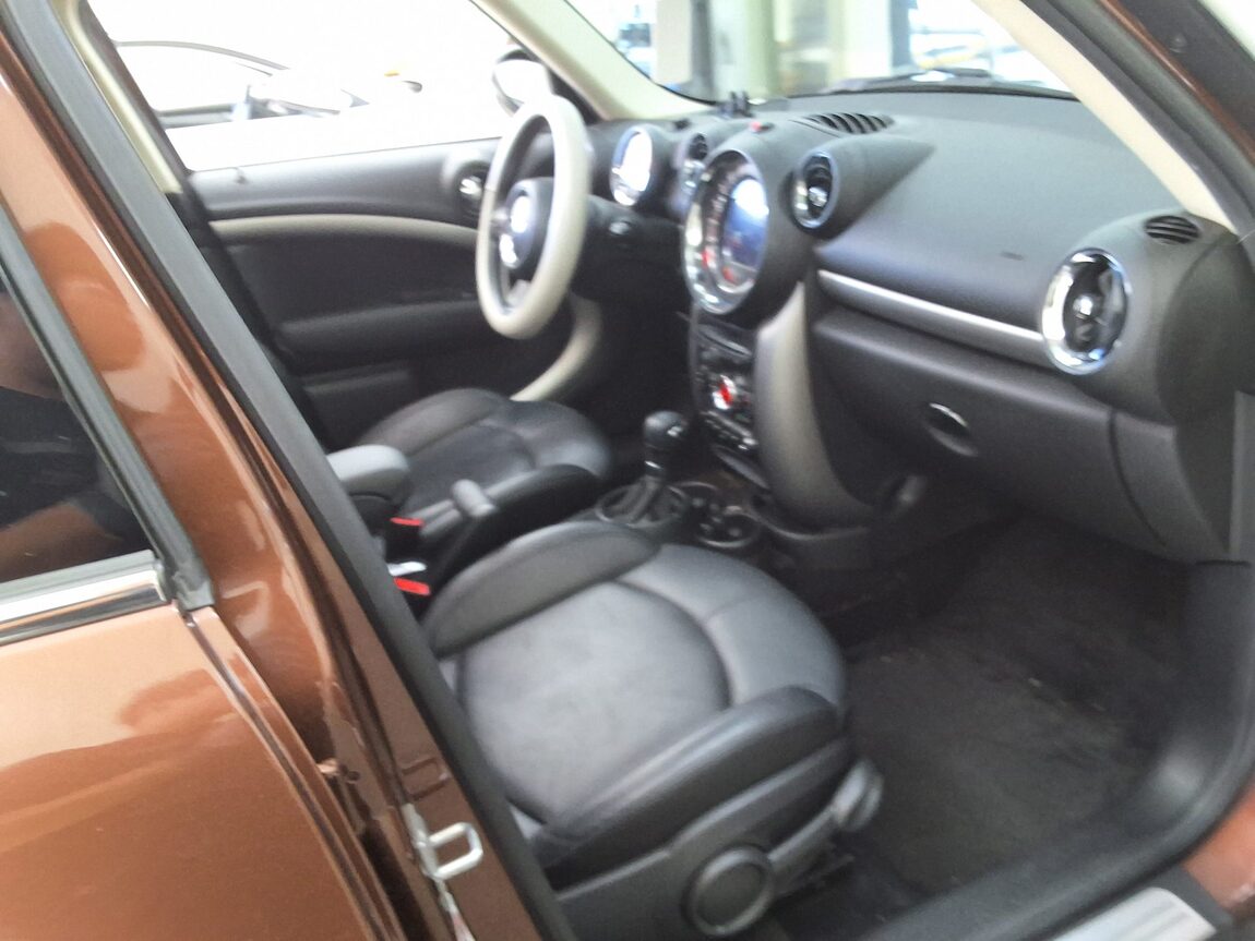MINI COUNTRYMAN 2.0 D ALL4 2015 - zdjęcie 15