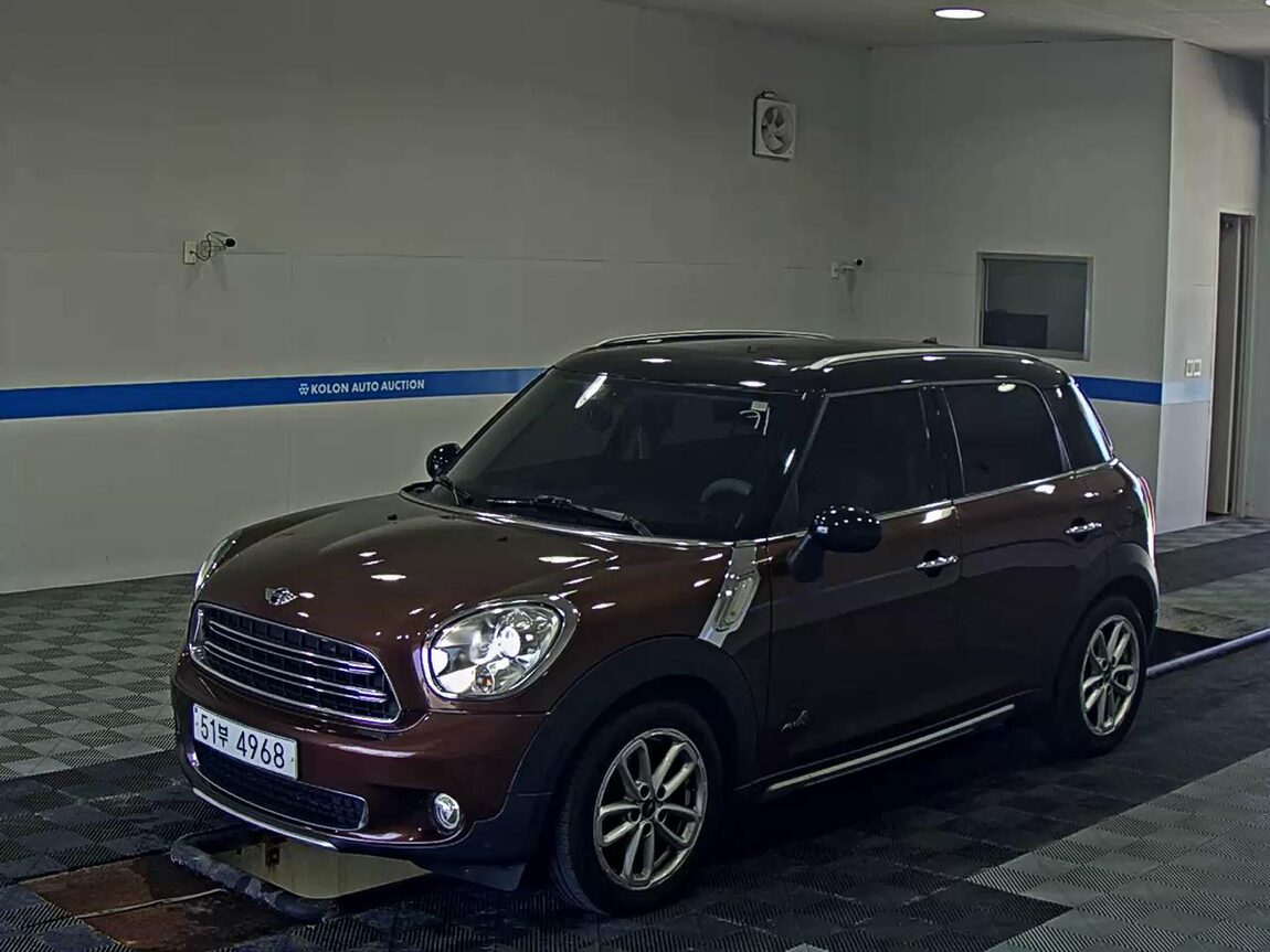 MINI COUNTRYMAN 2.0 D ALL4 2015 - zdjęcie 2