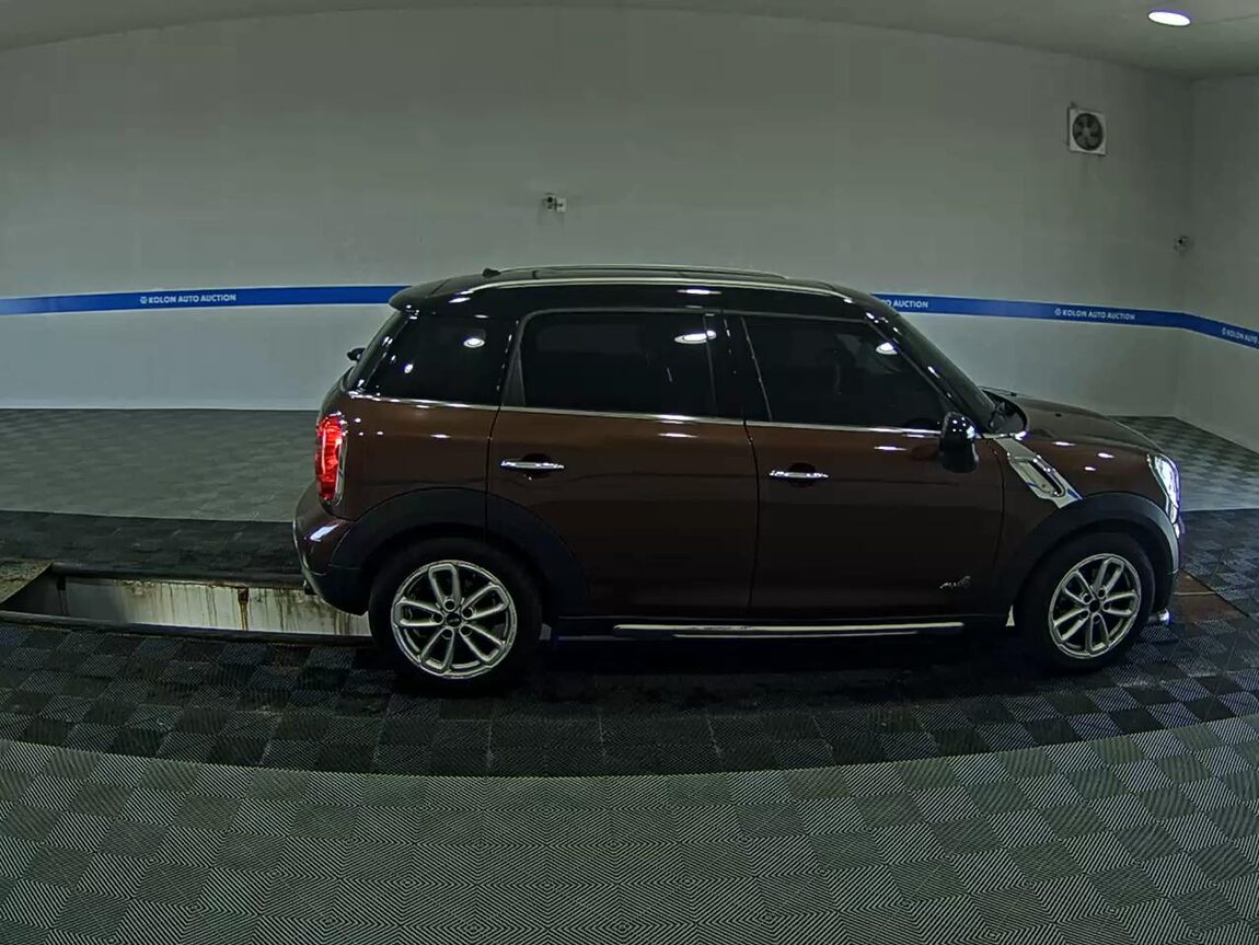 MINI COUNTRYMAN 2.0 D ALL4 2015 - zdjęcie 4