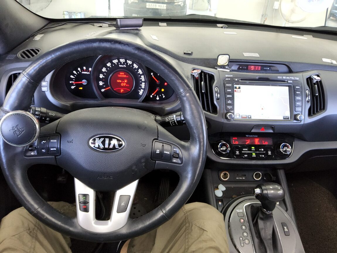 KIA SPORTAGE R DIESEL R2.0 4WD LIMITED 2013 - zdjęcie 17