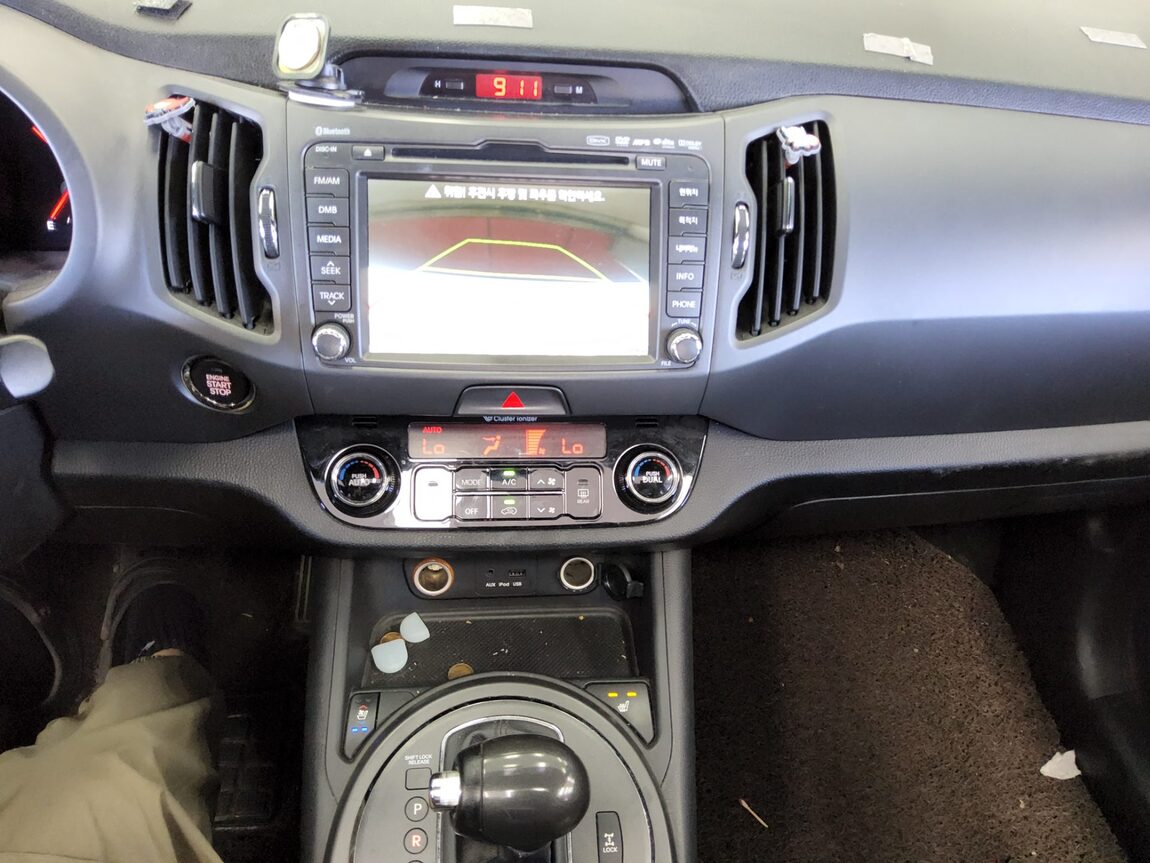 KIA SPORTAGE R DIESEL R2.0 4WD LIMITED 2013 - zdjęcie 18
