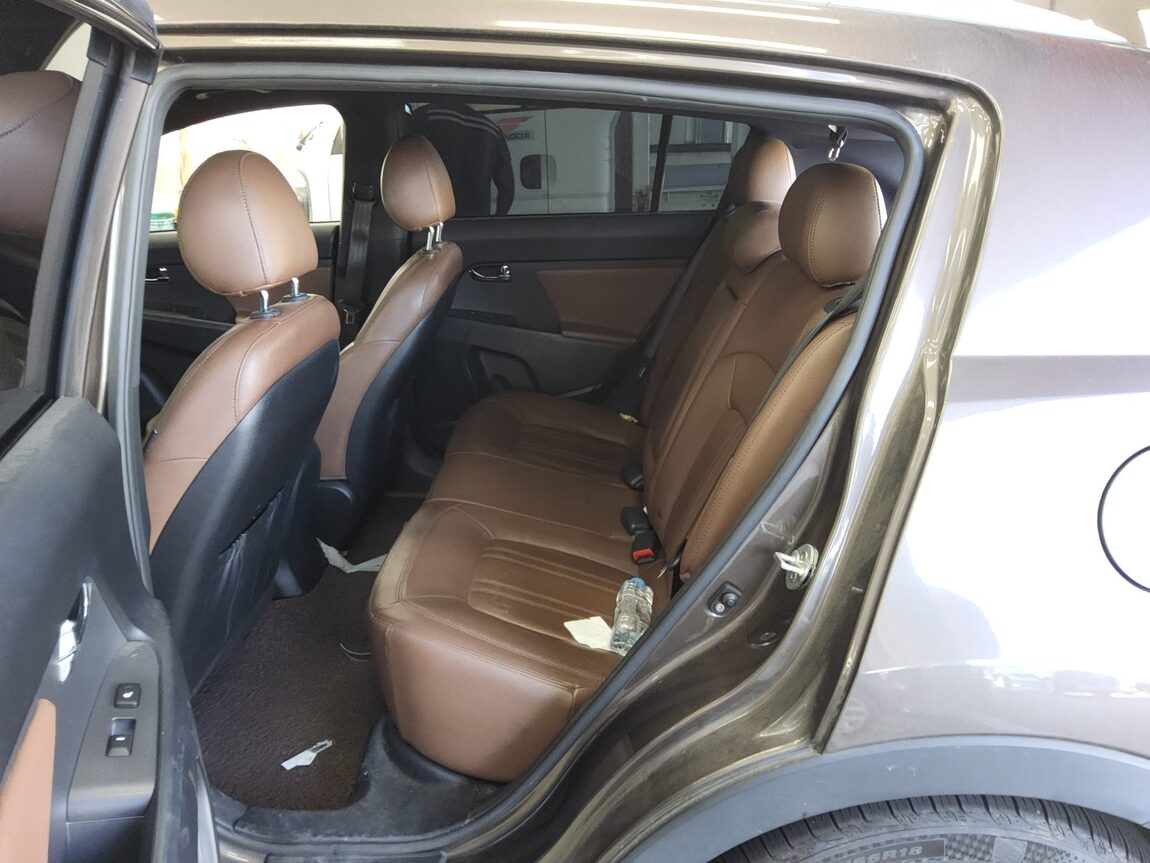 KIA SPORTAGE R DIESEL R2.0 4WD LIMITED 2013 - zdjęcie 12