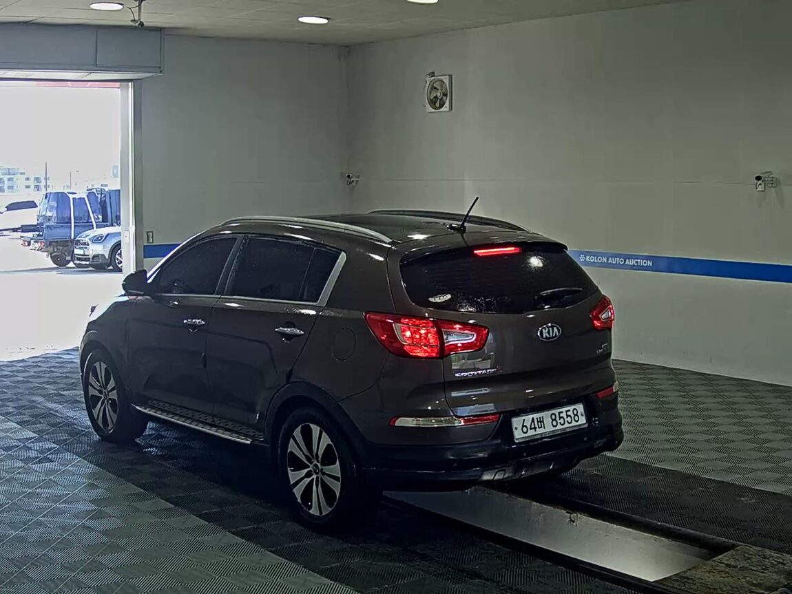 KIA SPORTAGE R DIESEL R2.0 4WD LIMITED 2013 - zdjęcie 6