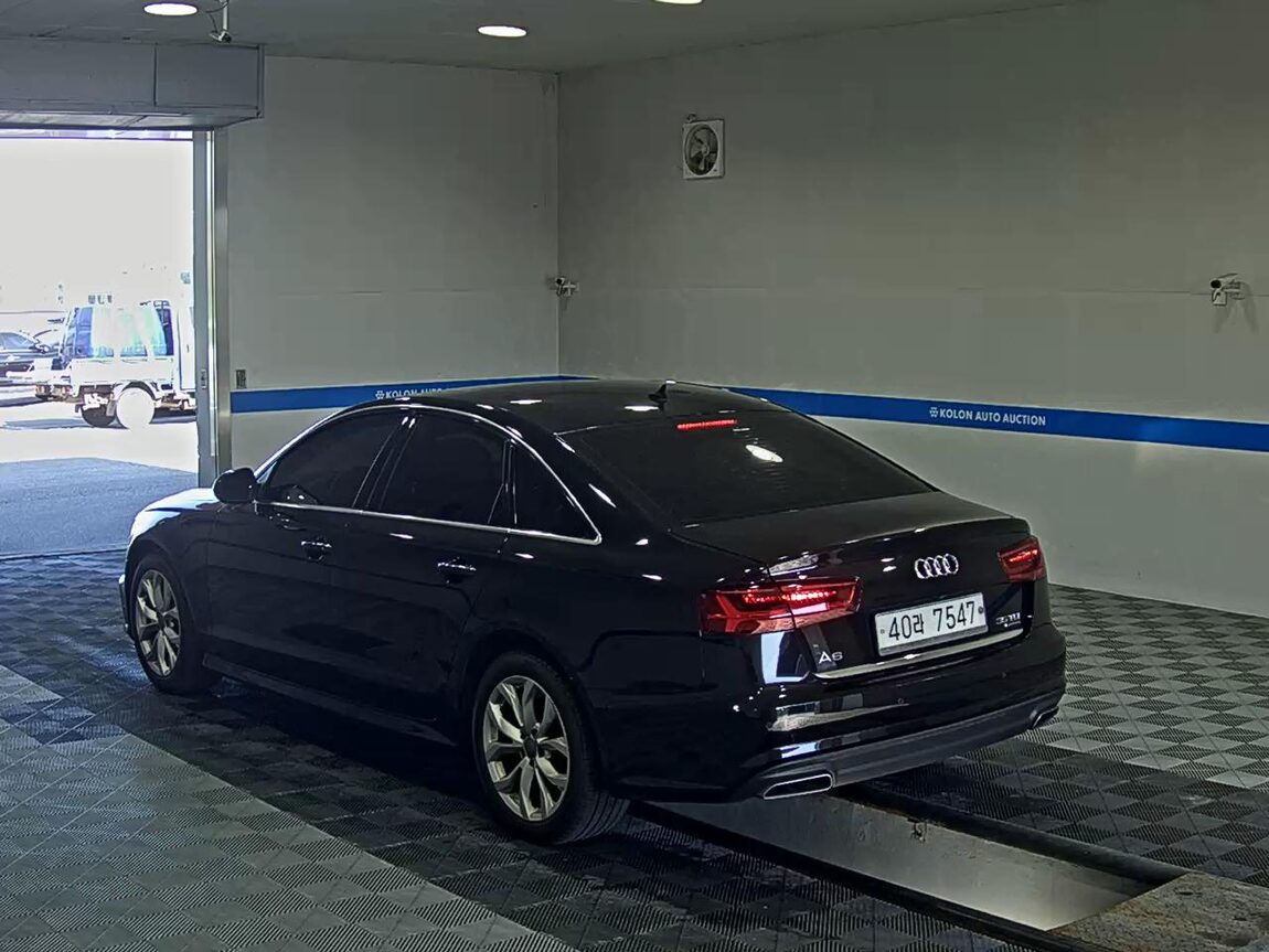 AUDI A6 (4TH GEN) 35 TDI QUATTRO COMFORT 2018 - zdjęcie 6
