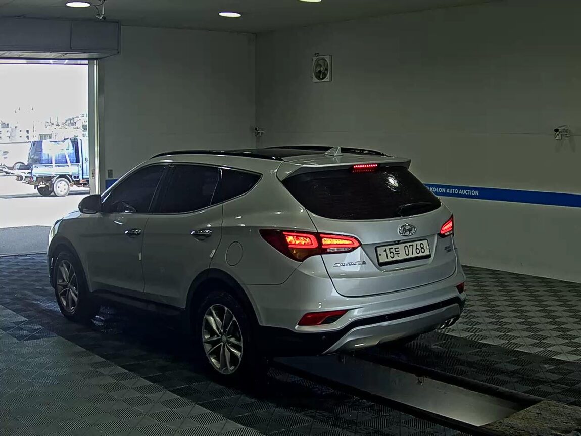 HYUNDAI SANTA FE THE PRIME DIESEL R2.0 4WD EXCLUSIVE 2016 - zdjęcie 6