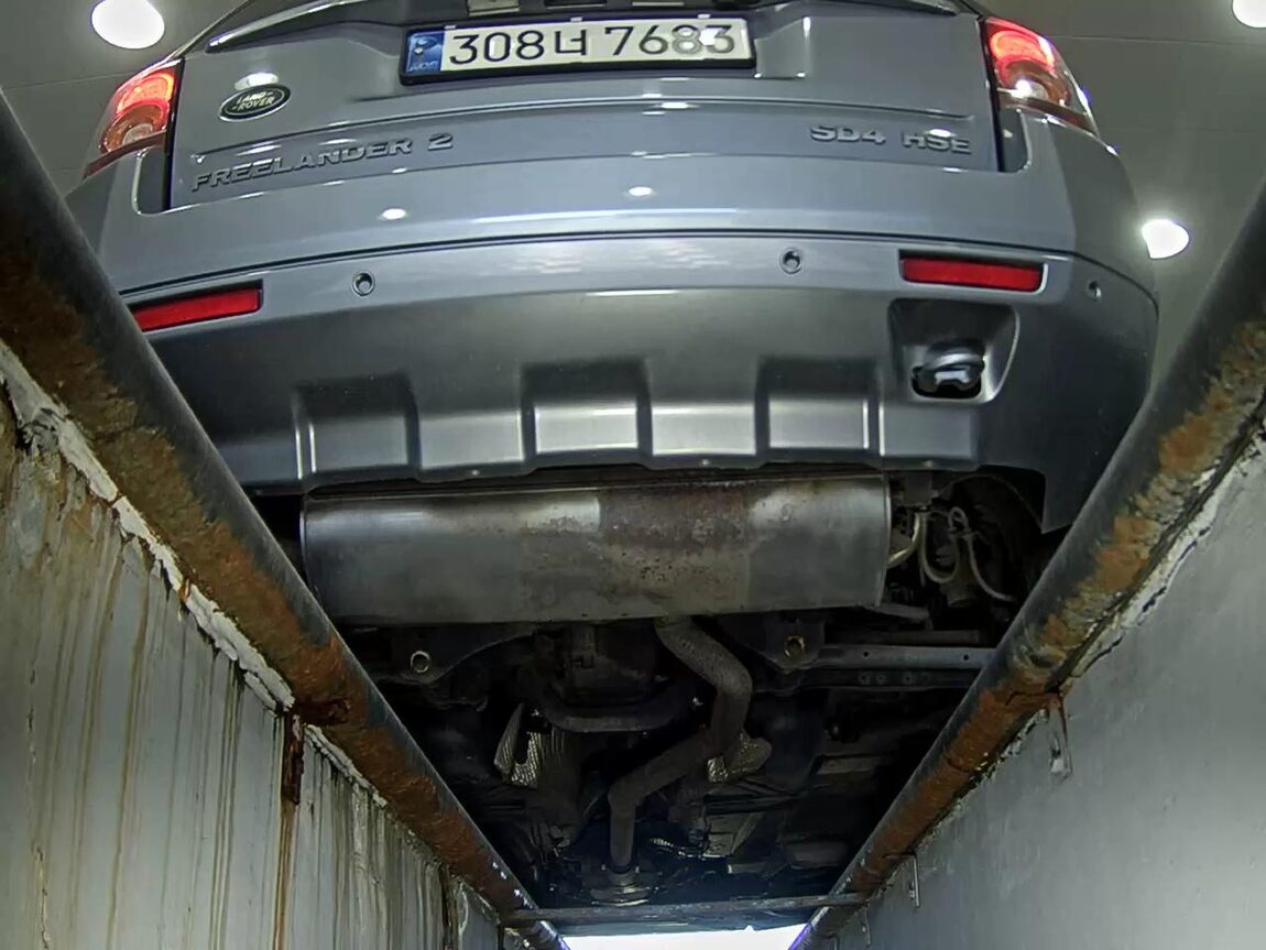 LAND ROVER FREELANDER 2 2.2 SD4 HSE 2013 - zdjęcie 8
