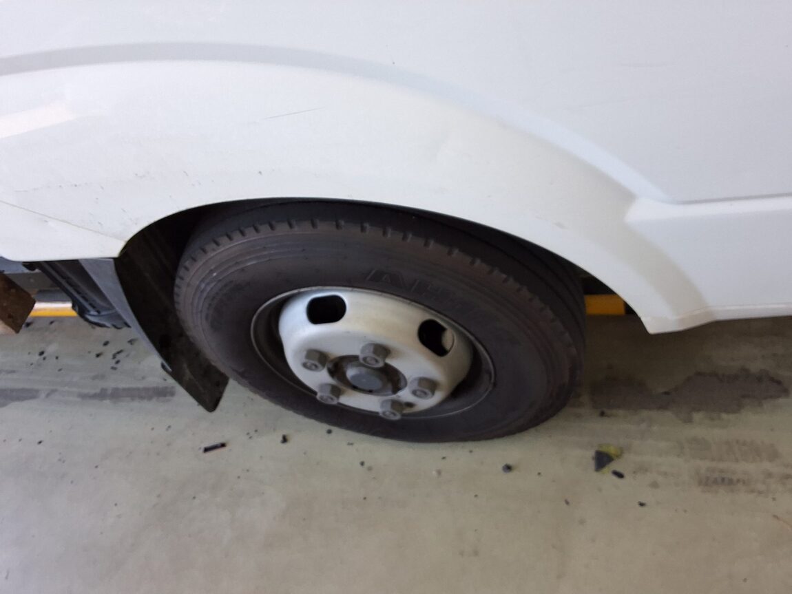 KIA THE NEW BONGO III CARGO WING BODY 1.2 TON ELECTRIC 2022 - zdjęcie 21