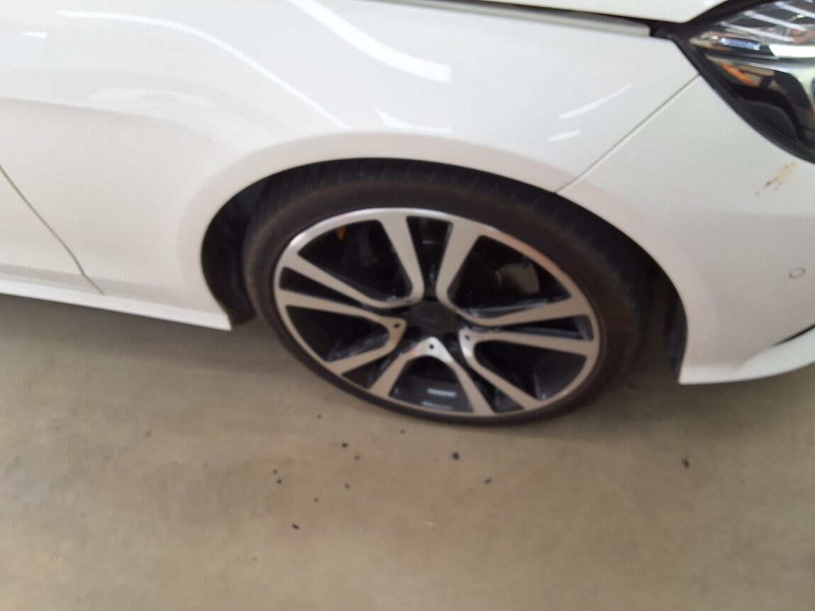 MERCEDES-BENZ E-CLASS (4TH GEN) E220 CDI BLUETEC AVANTGARDE SPORT 2015 - zdjęcie 21