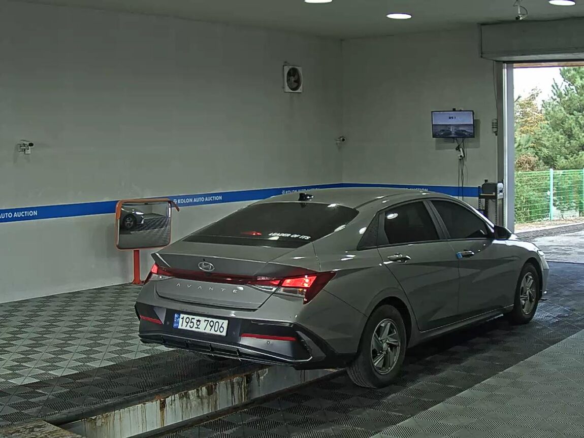 HYUNDAI THE NEW AVANTE (CN7) GASOLINE 1.6 SMART 2024 - zdjęcie 5
