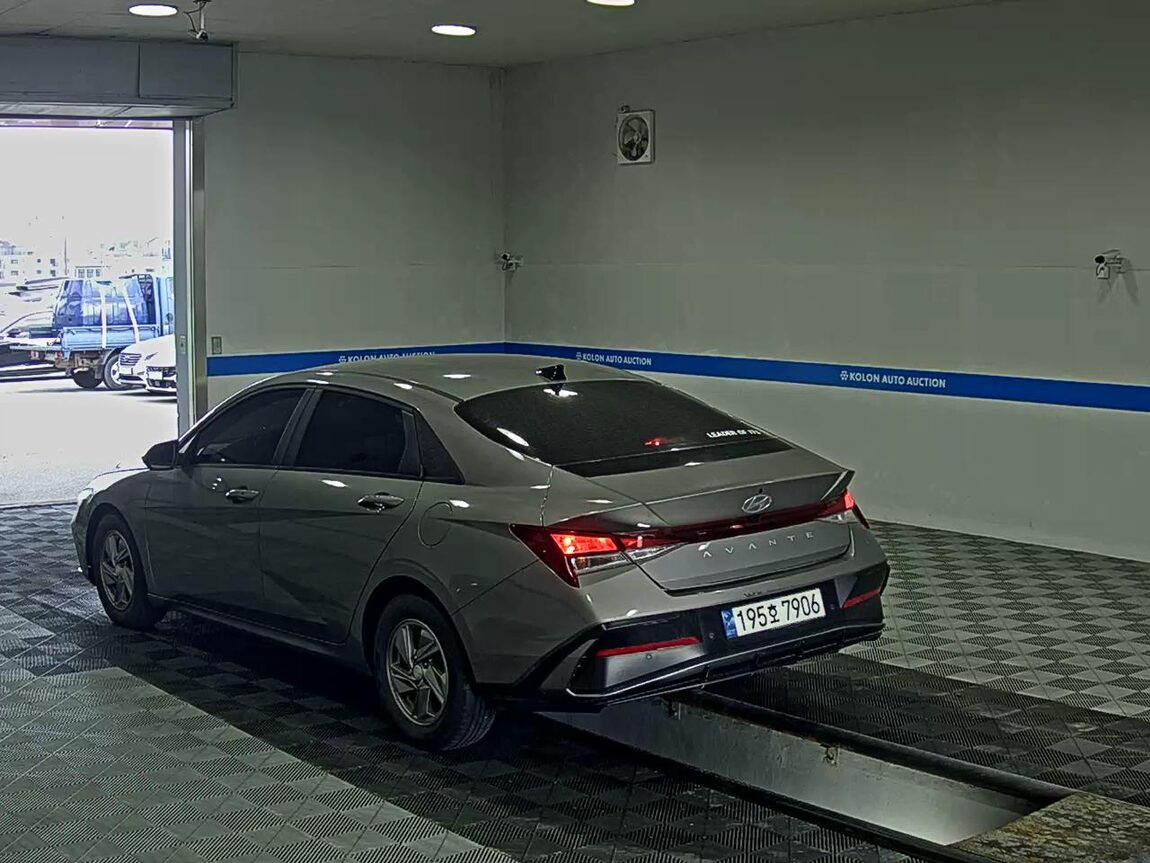 HYUNDAI THE NEW AVANTE (CN7) GASOLINE 1.6 SMART 2024 - zdjęcie 6