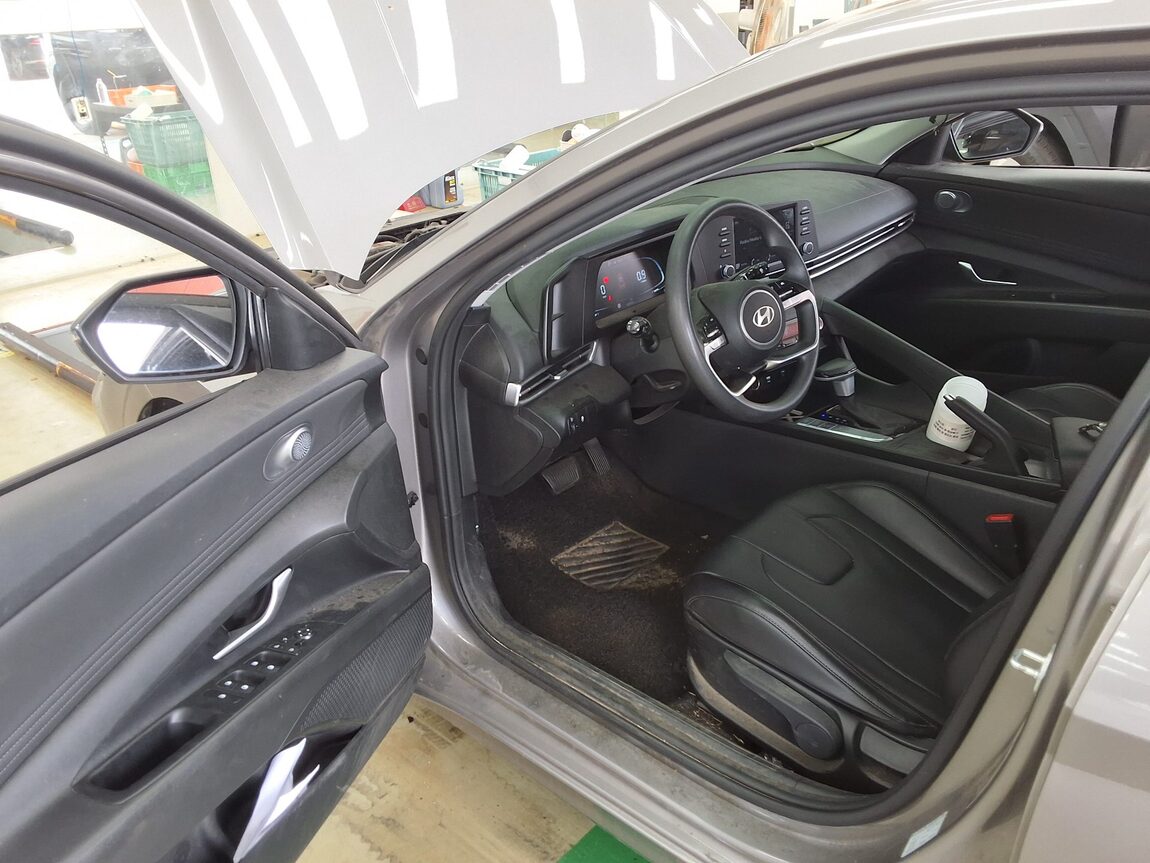 HYUNDAI THE NEW AVANTE (CN7) GASOLINE 1.6 SMART 2024 - zdjęcie 12