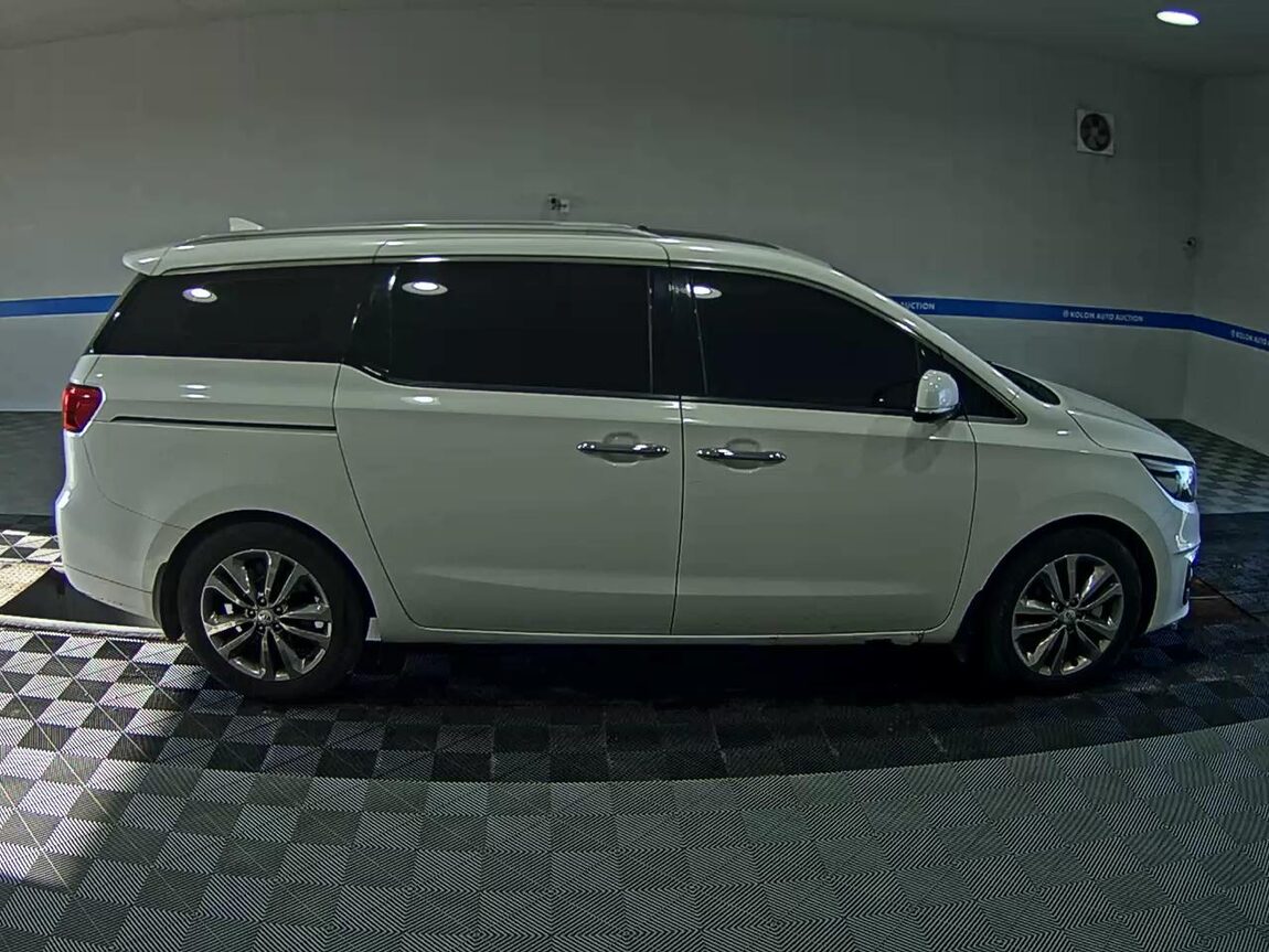 KIA ALL NEW CARNIVAL 9-SEATER DIESEL NOBLESSE 2018 - zdjęcie 4