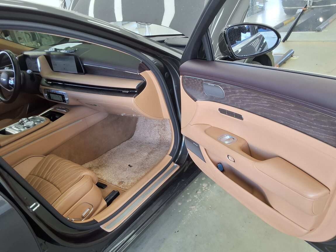 GENESIS NEW G90 3.5 TURBO AWD BASE MODEL 2023 - zdjęcie 19