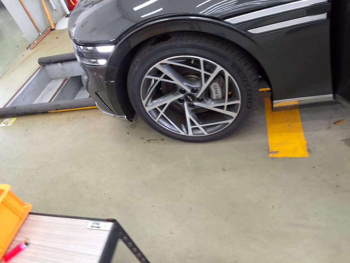 GENESIS NEW G90 3.5 TURBO AWD BASE MODEL 2023 - zdjęcie 36