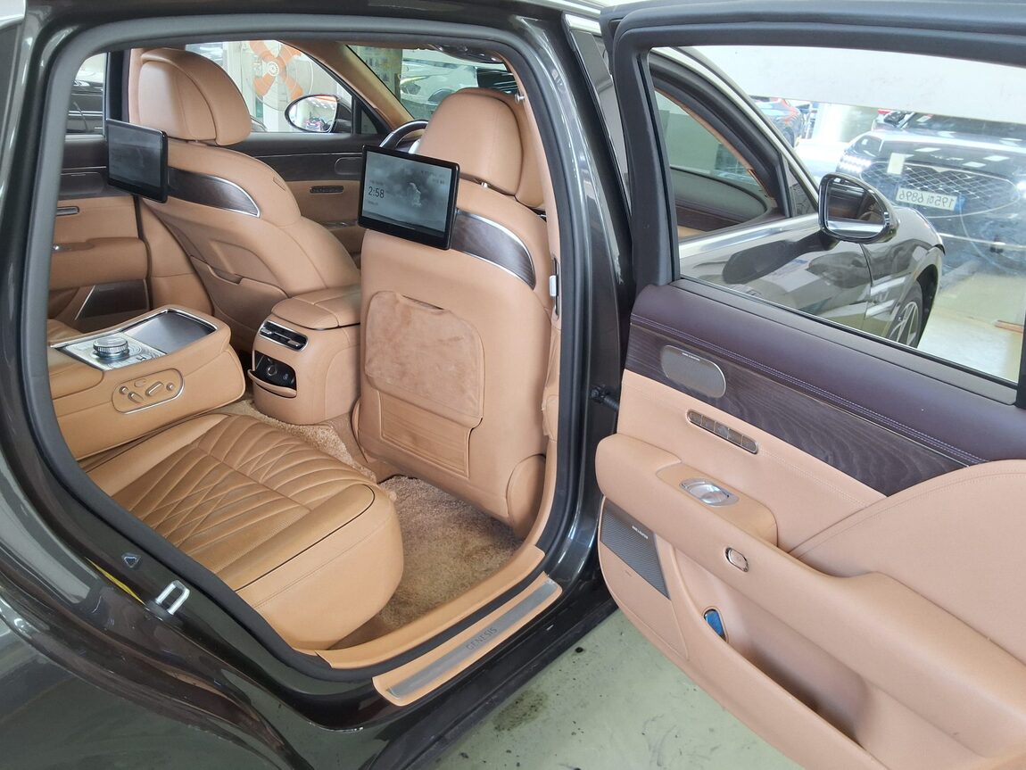 GENESIS NEW G90 3.5 TURBO AWD BASE MODEL 2023 - zdjęcie 18