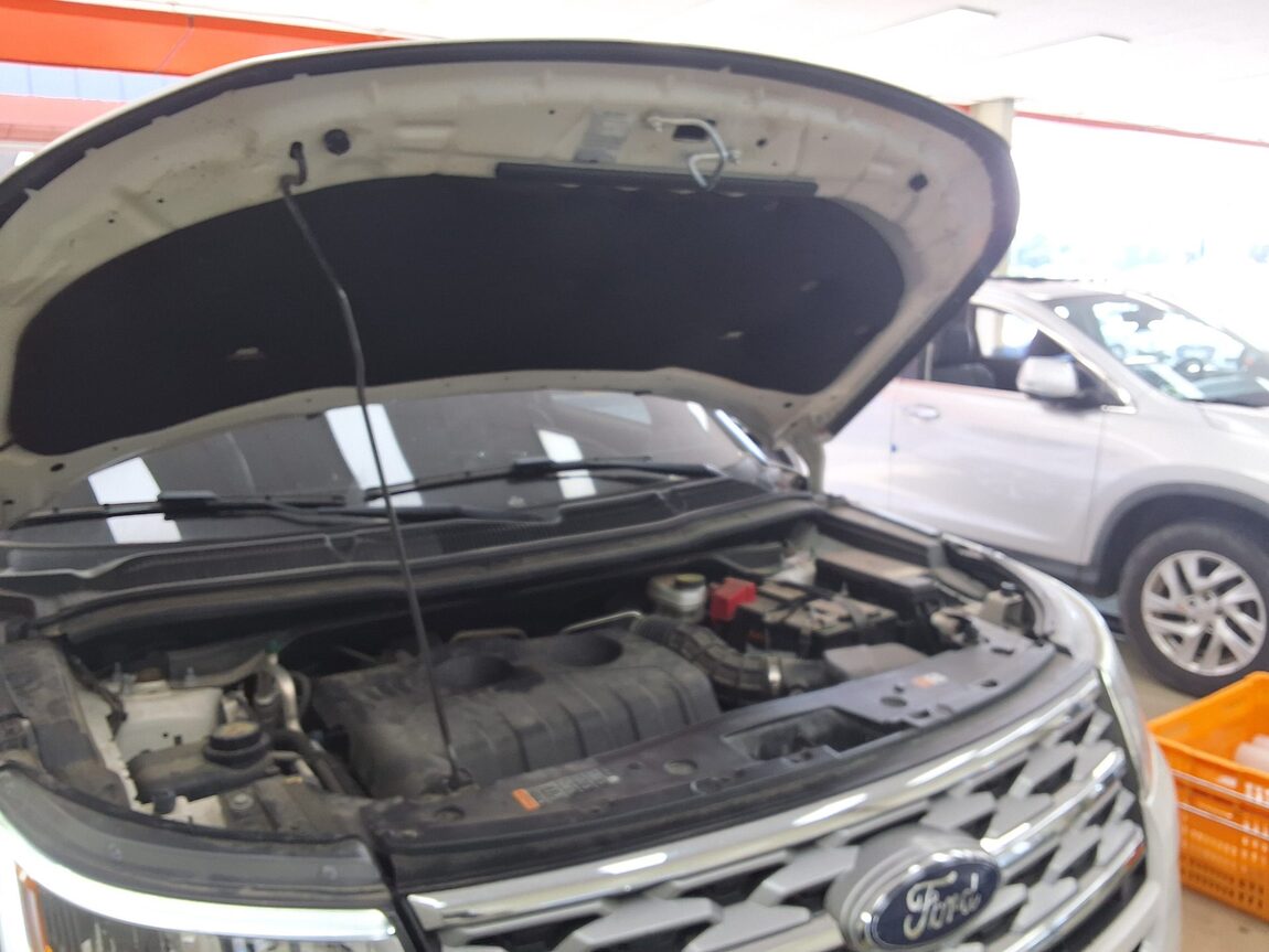 FORD EXPLORER (5TH GEN) 2.3 AWD LIMITED 2018 - zdjęcie 18