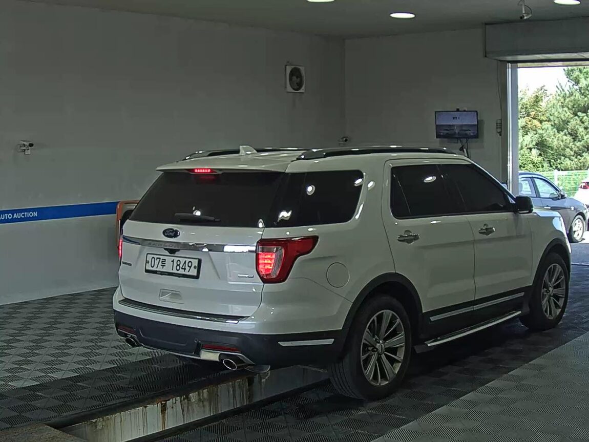 FORD EXPLORER (5TH GEN) 2.3 AWD LIMITED 2018 - zdjęcie 5