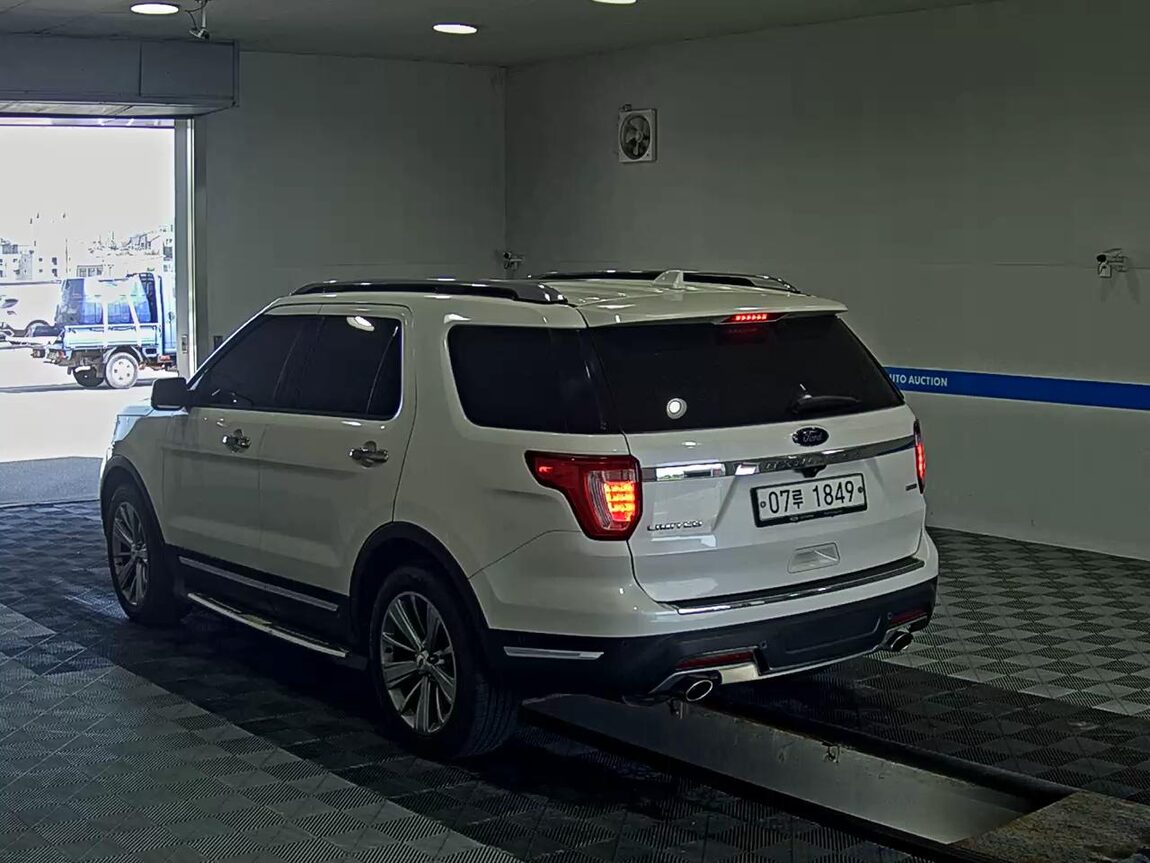 FORD EXPLORER (5TH GEN) 2.3 AWD LIMITED 2018 - zdjęcie 6