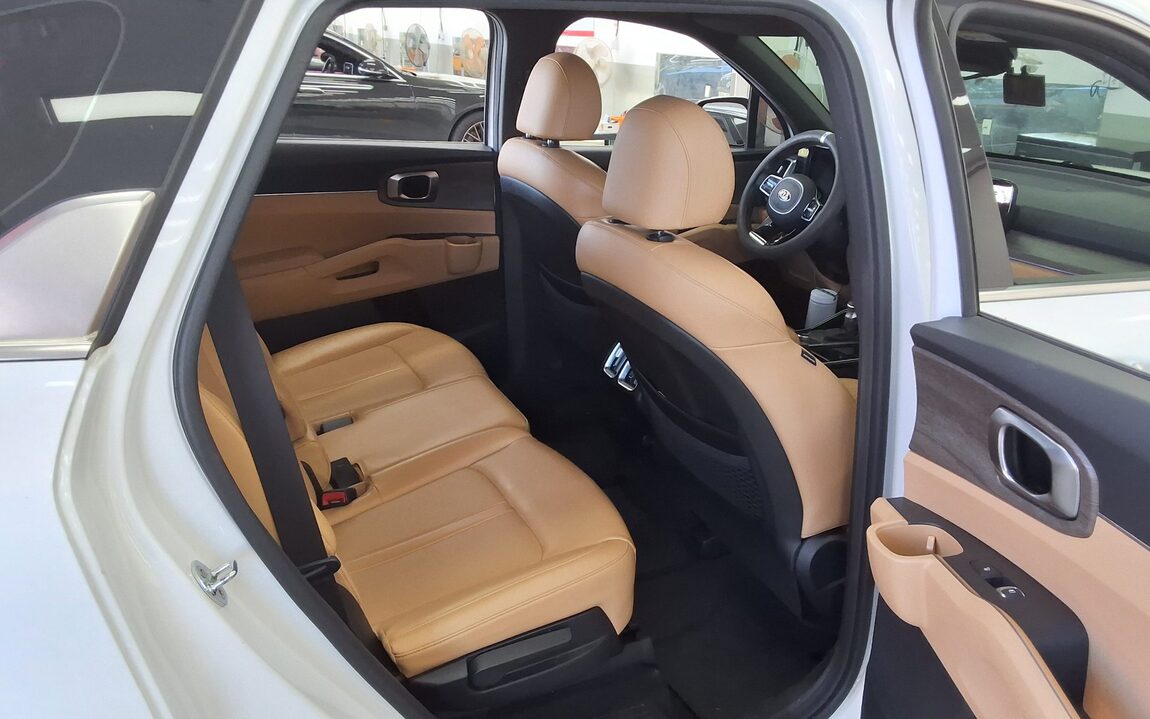 KIA NEW SORENTO (MQ4) 2.2 DIESEL 2WD PRESTIGE 2021 - zdjęcie 13