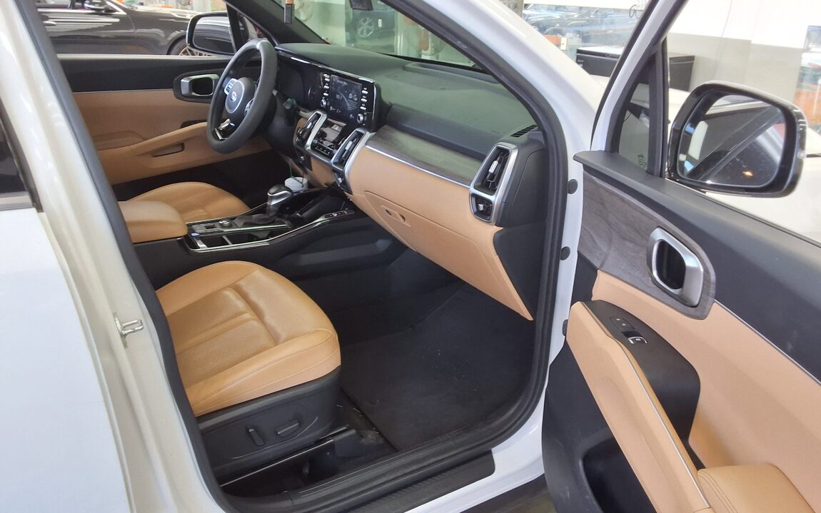 KIA NEW SORENTO (MQ4) 2.2 DIESEL 2WD PRESTIGE 2021 - zdjęcie 14