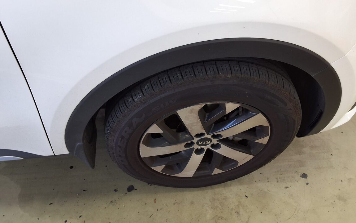 KIA NEW SORENTO (MQ4) 2.2 DIESEL 2WD PRESTIGE 2021 - zdjęcie 25