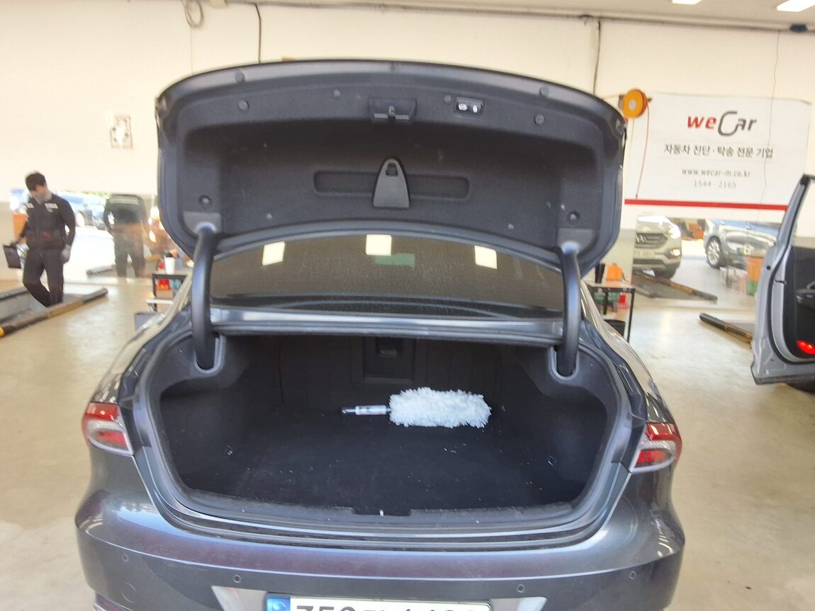 HYUNDAI THE NEW GRANDEUR IG GASOLINE 3.3 EXCLUSIVE 2022 - zdjęcie 15