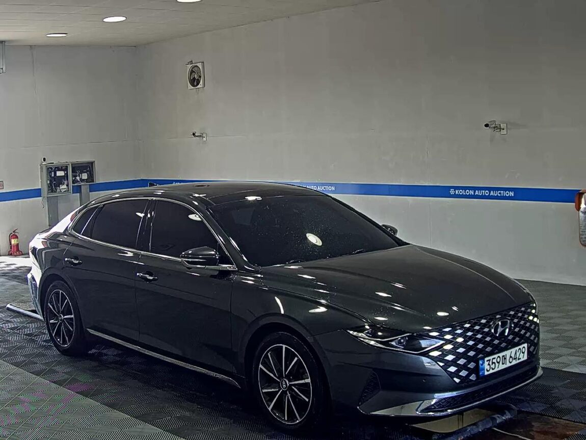 HYUNDAI THE NEW GRANDEUR IG GASOLINE 3.3 EXCLUSIVE 2022 - zdjęcie 3