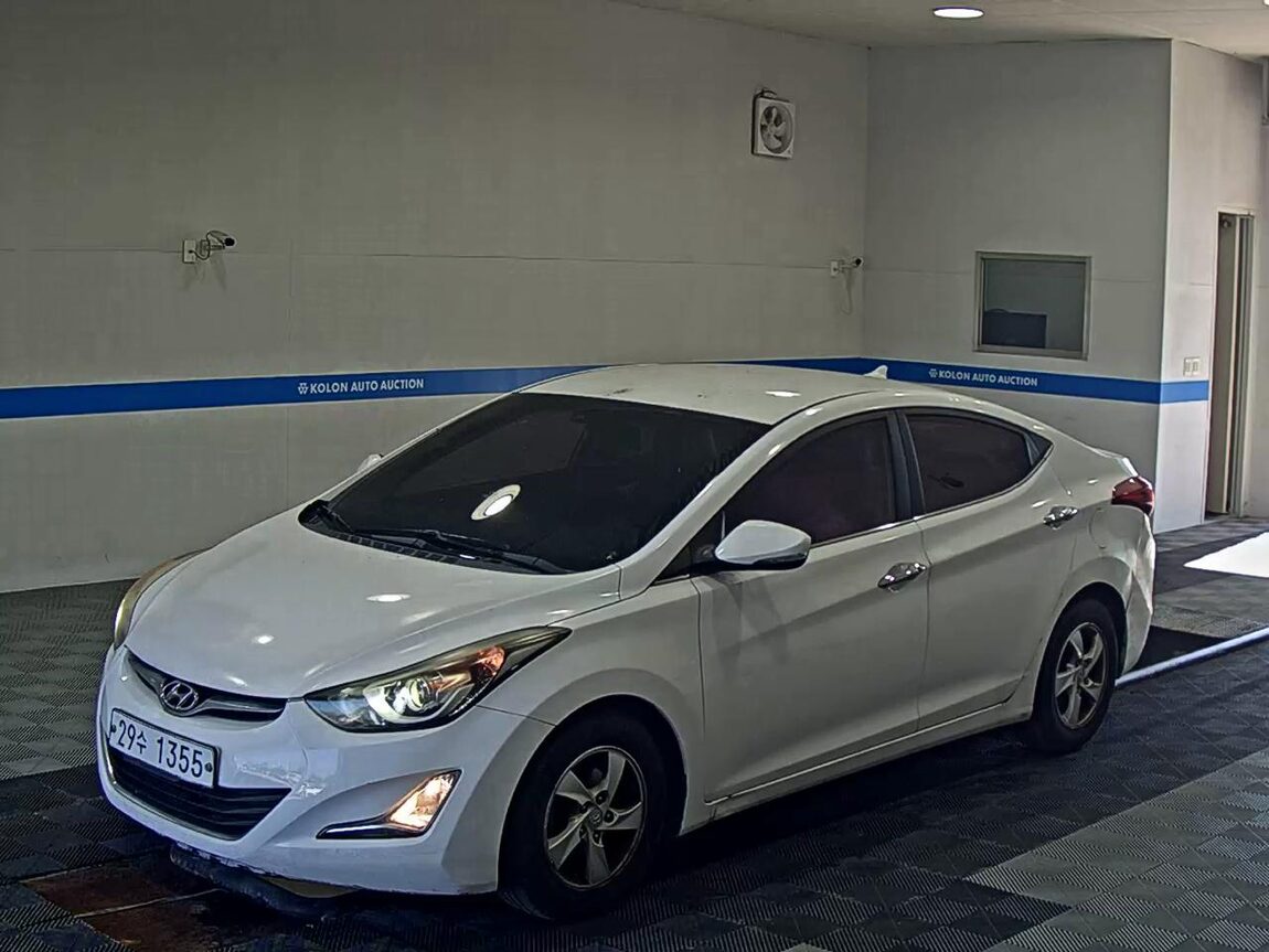 HYUNDAI THE NEW AVANTE MD 1.6 GDi SMART 2014 - zdjęcie 2