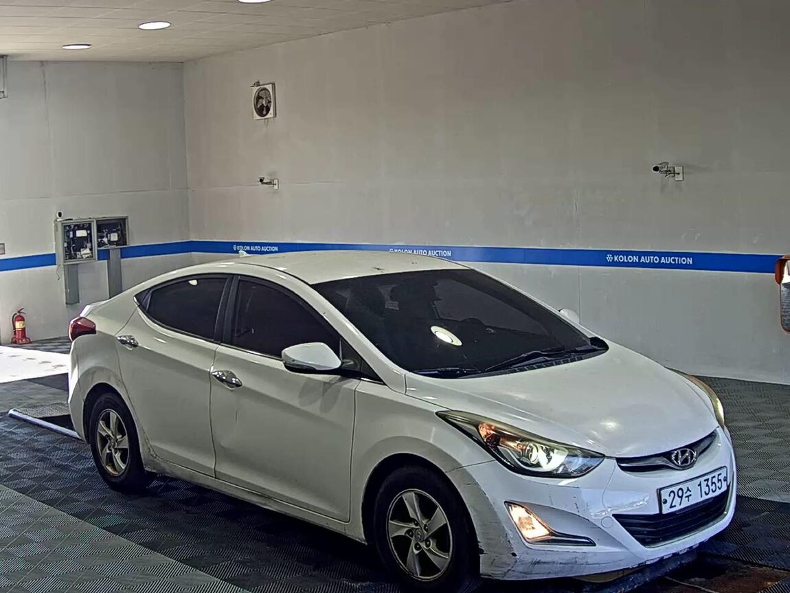 HYUNDAI THE NEW AVANTE MD 1.6 GDi SMART 2014 - zdjęcie 3