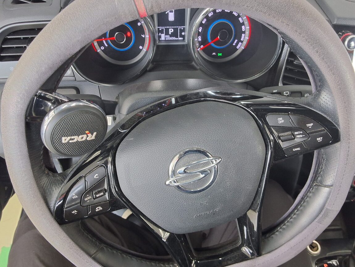 KG MOBILITY (SSANGYONG) TIVOLI AIR GASOLINE 2WD RX 2019 - zdjęcie 17