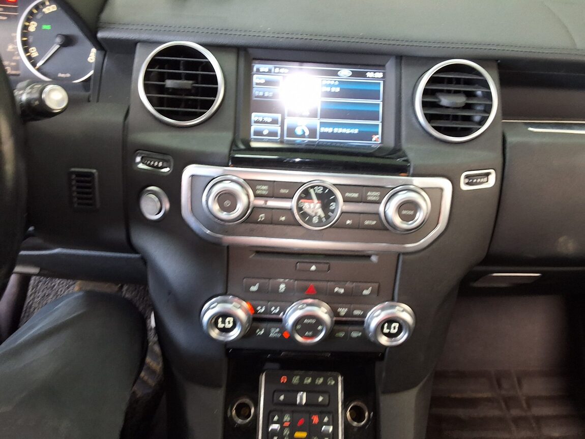 LAND ROVER DISCOVERY 4 3.0 SDV6 HSE 2012 - zdjęcie 24
