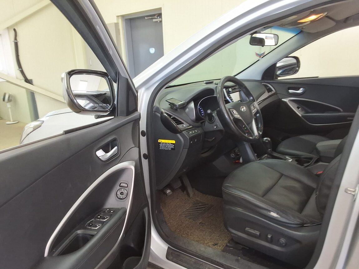 HYUNDAI SANTA FE (DM) DIESEL R2.2 4WD MODERN 2014 - zdjęcie 11