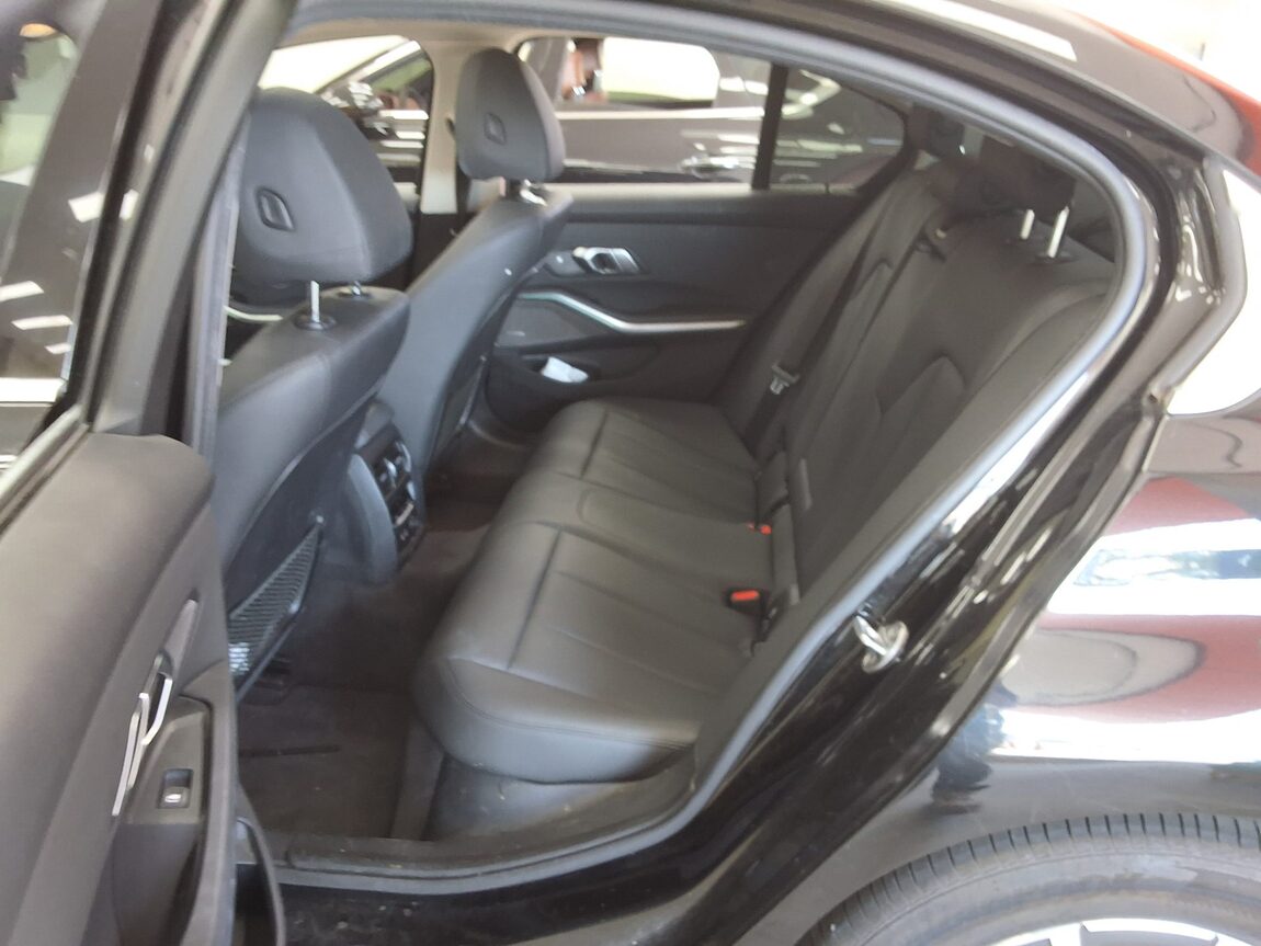 BMW 3 SERIES (7TH GEN) 320d 2019 - zdjęcie 13