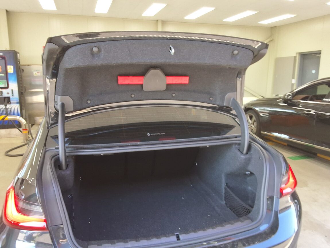 BMW 3 SERIES (7TH GEN) 320d 2019 - zdjęcie 16