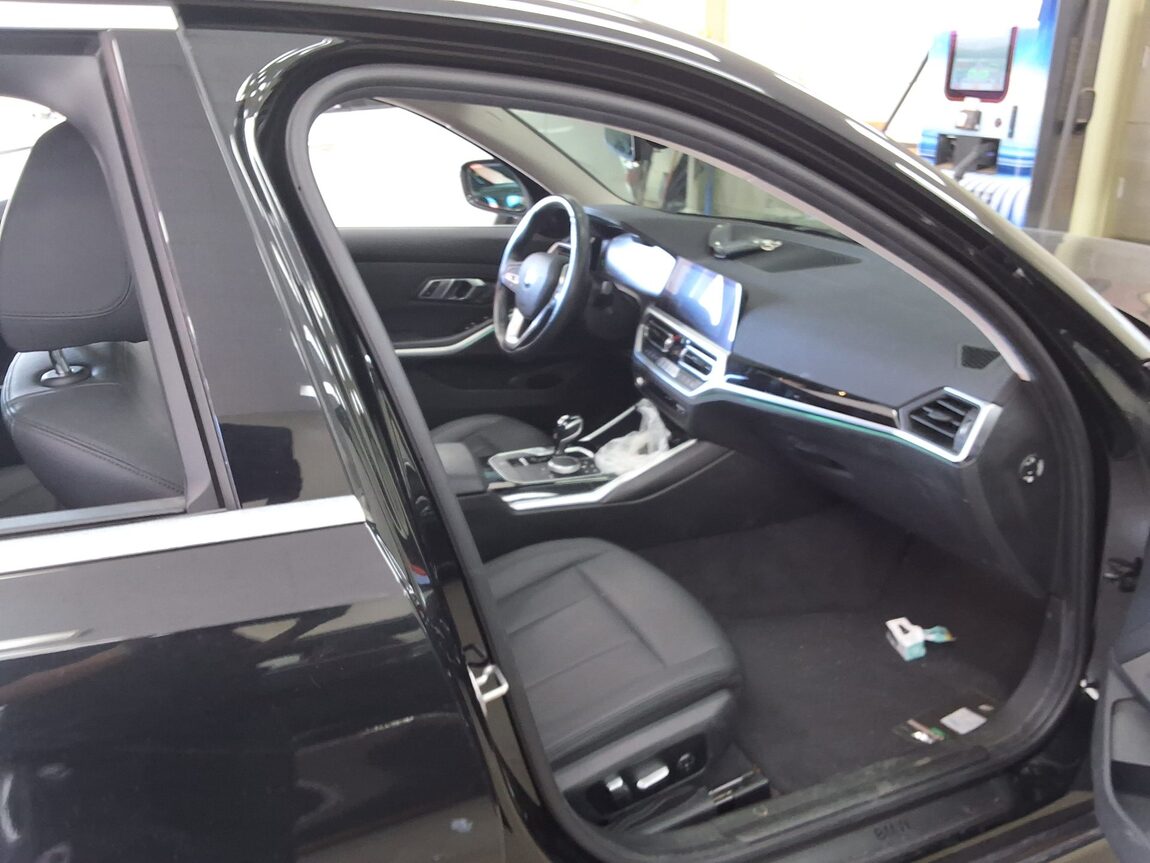 BMW 3 SERIES (7TH GEN) 320d 2019 - zdjęcie 15