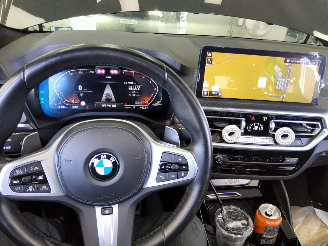 BMW X4 (2ND GEN) 20i xDRIVE M SPORT 2022 - zdjęcie 17