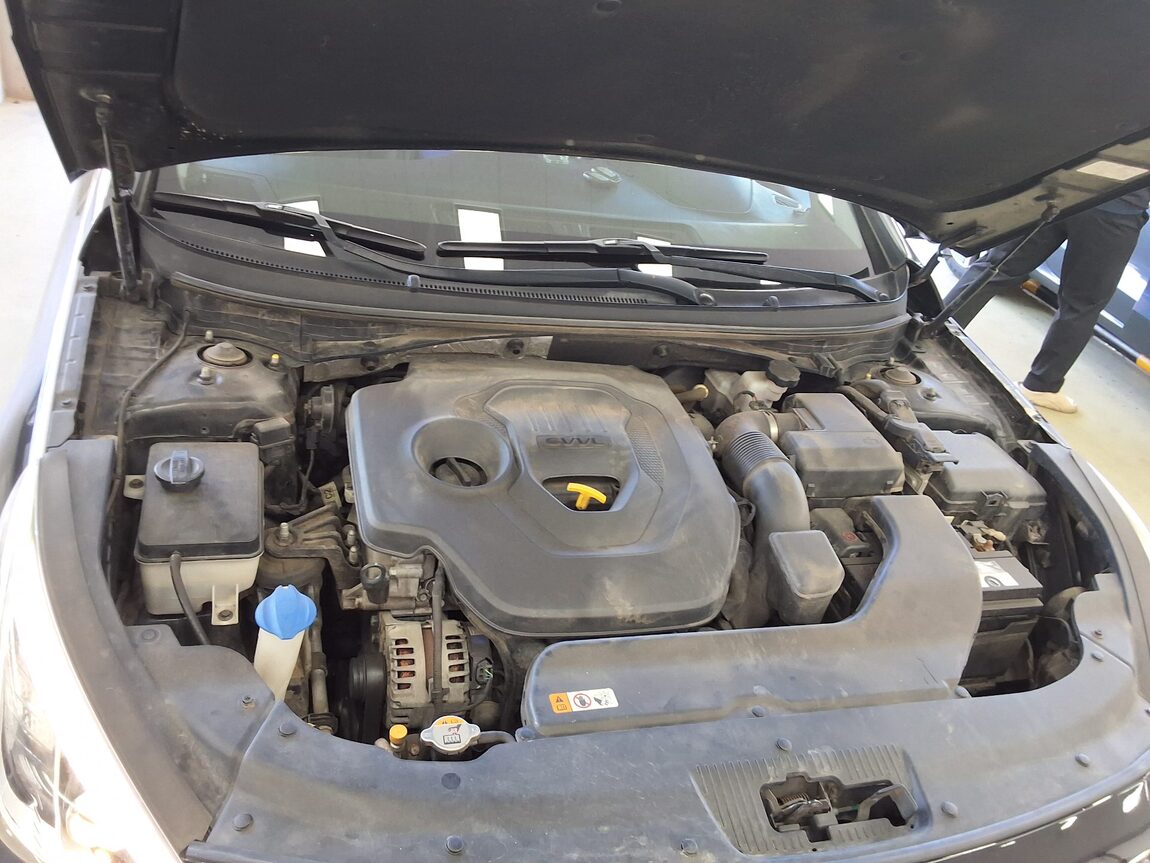 HYUNDAI LF SONATA 2.0 CVVL SMART 2015 - zdjęcie 18