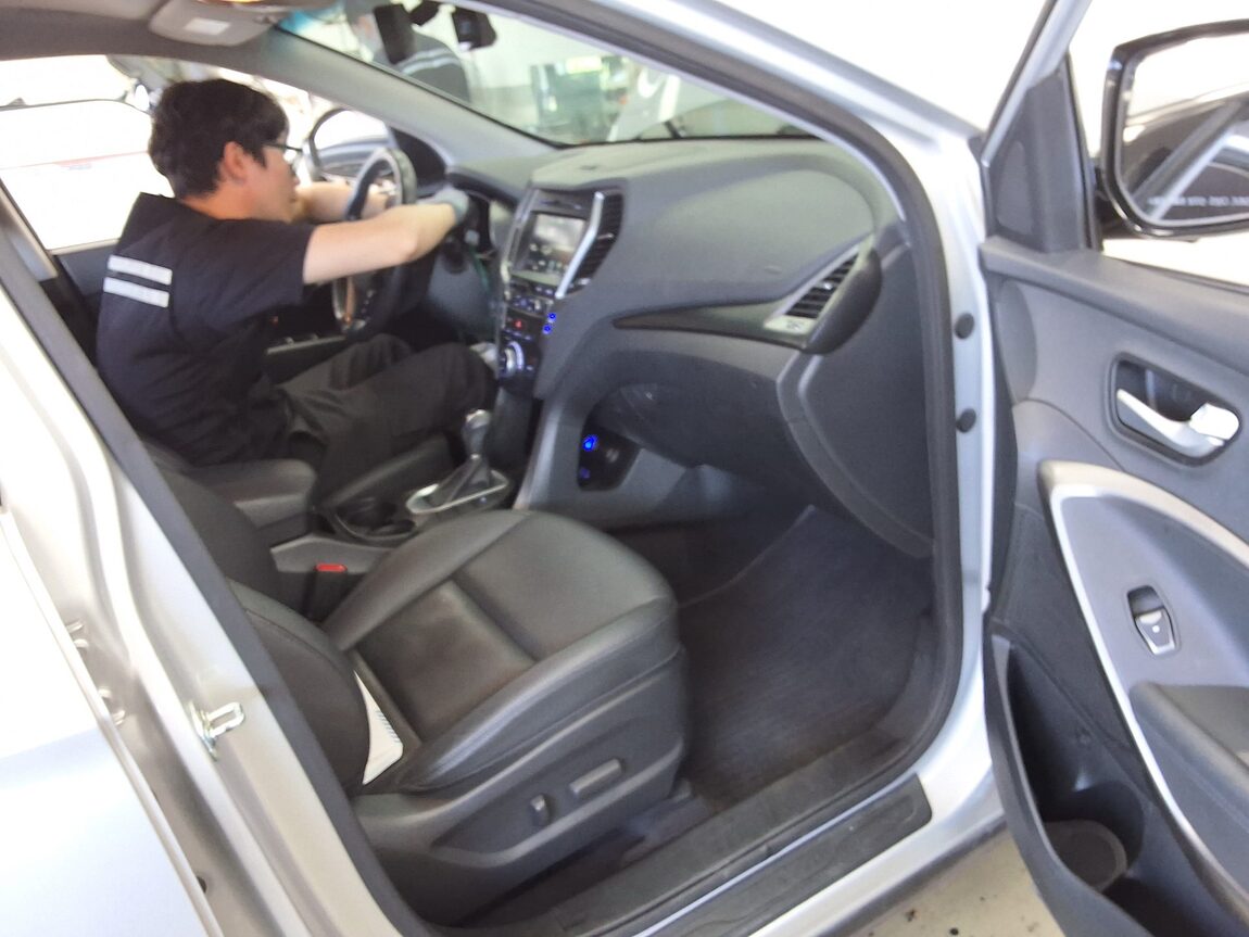 HYUNDAI SANTA FE THE PRIME DIESEL R2.0 2WD PREMIUM 2016 - zdjęcie 15