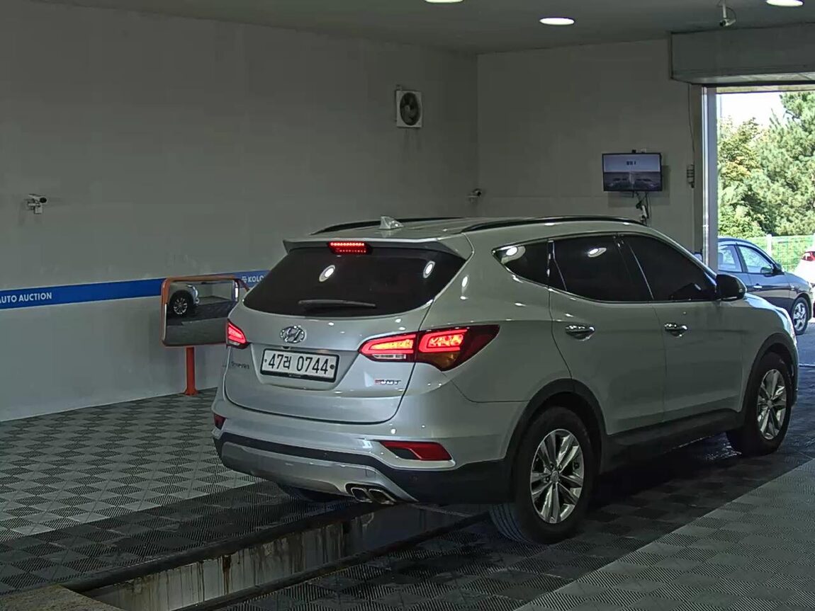 HYUNDAI SANTA FE THE PRIME DIESEL R2.0 2WD PREMIUM 2016 - zdjęcie 5
