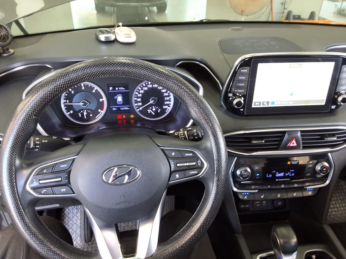 HYUNDAI SANTA FE (TM) R2.0 2WD EXCLUSIVE SPECIAL 2019 - zdjęcie 18